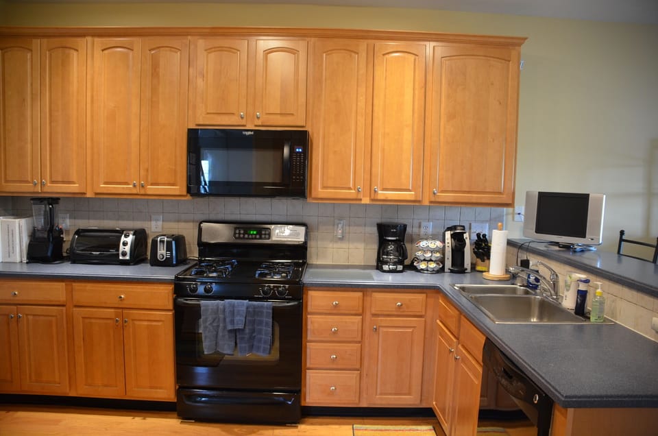 Kitchen c