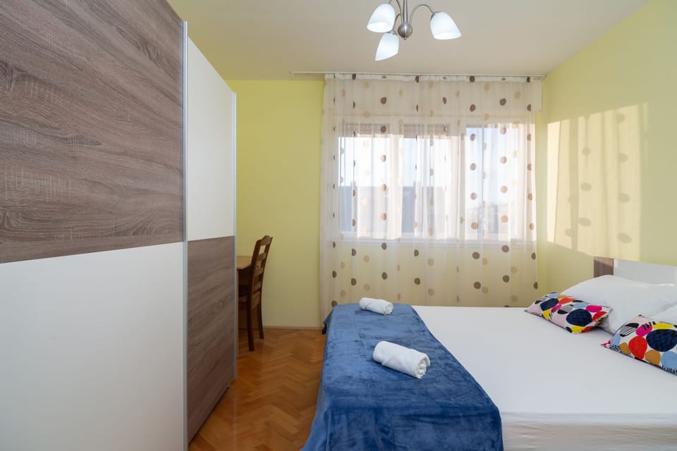 Second bedroom