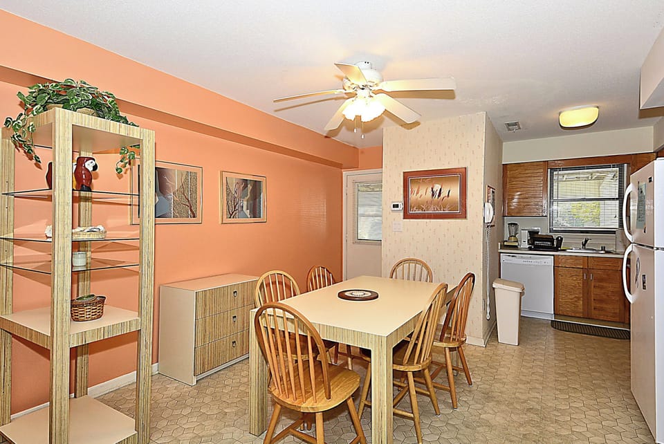 Main Level,Dining Area,