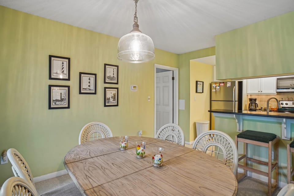 Group,Dining Room,