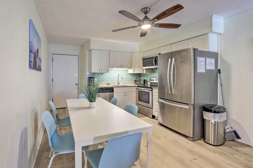 Dining Area & Kitchen | Cooking Basics
