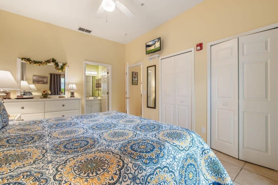 704 Lucaya Loop - 26.jpg