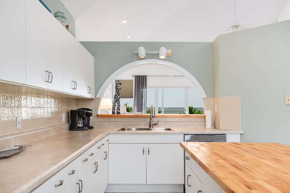 RF10: Sunset Sanctuary | Top Level Kitchen