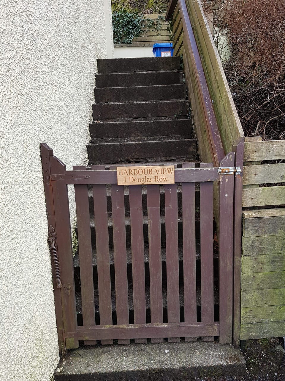 Front Gate off the street