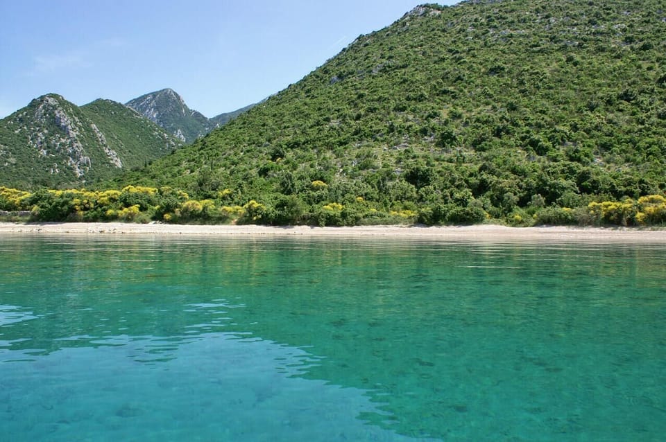 Nearby beaches