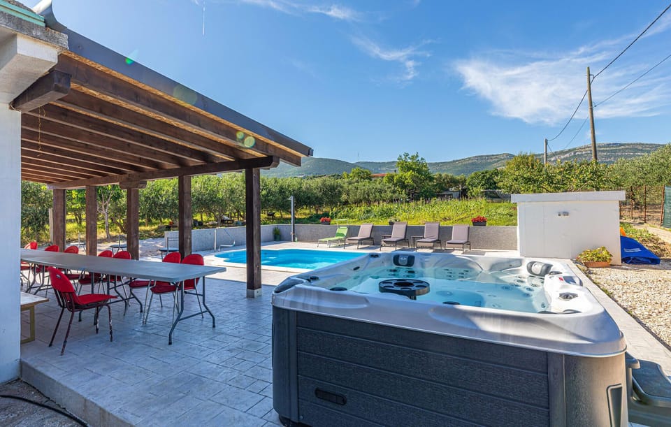 pool