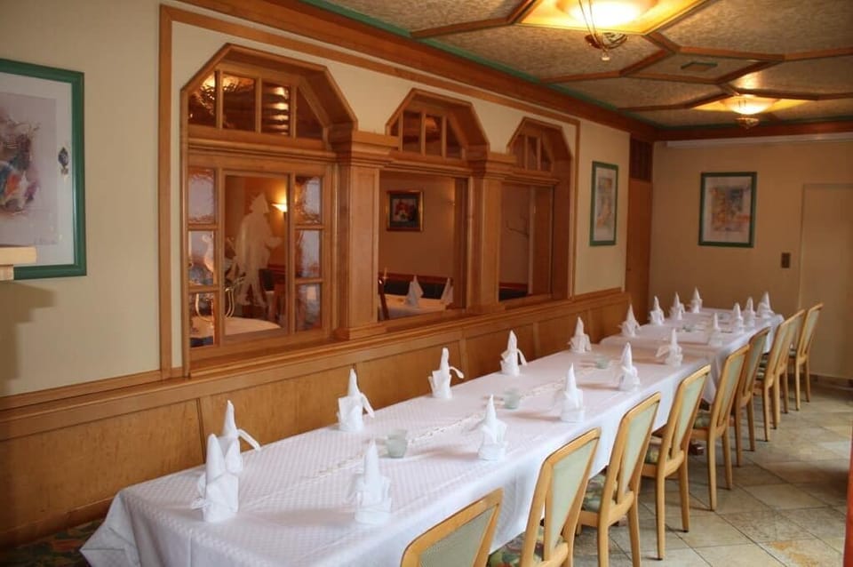 Banquet hall