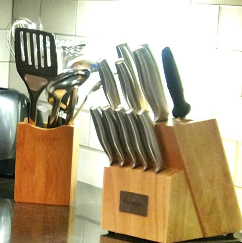 Utensils and knives