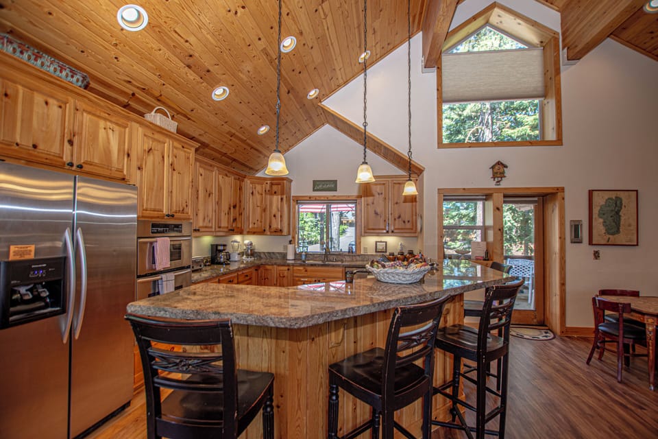 Tahoe Woods - Kitchen Barstools