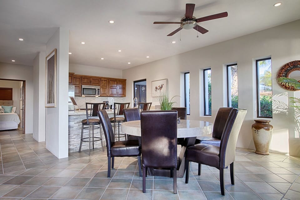 Sunrise casa dining and kitchen 
