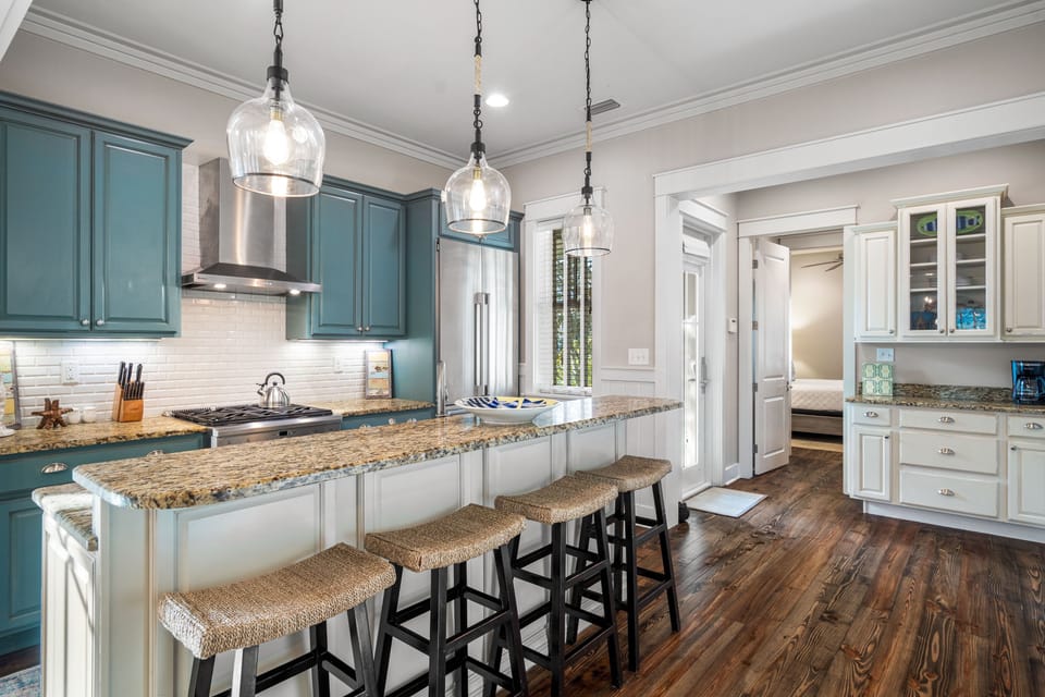 Breakfast bar seating for 4