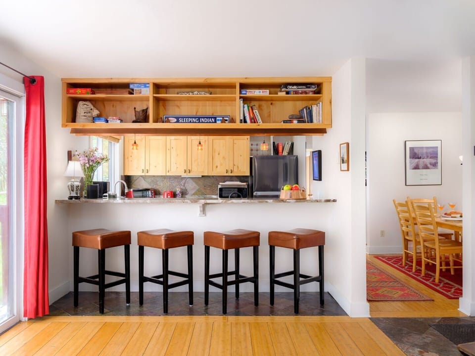 Breakfast Bar