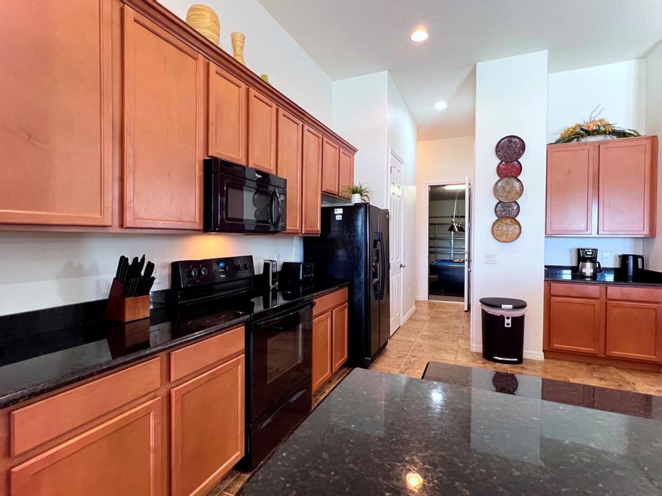 Modern kitchen, effortless living!