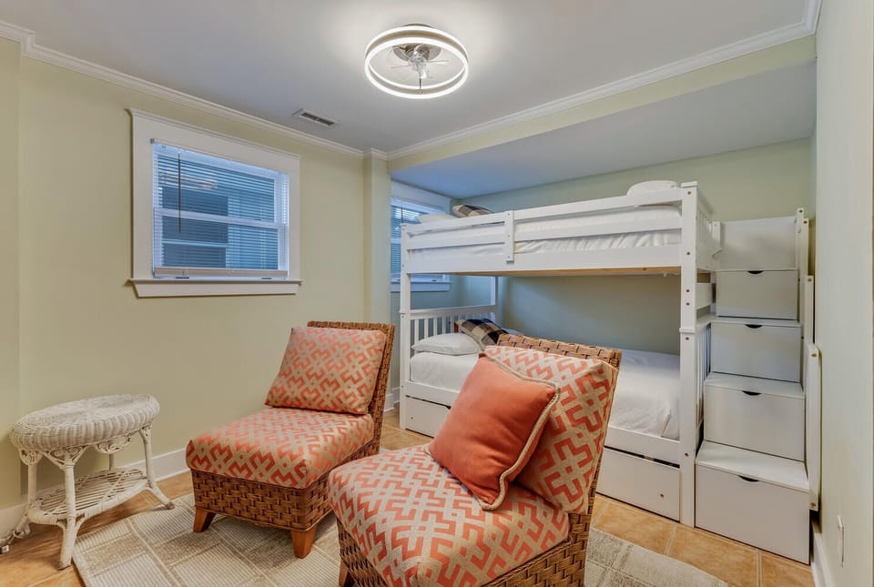 Boracay Lower - Bedroom 3