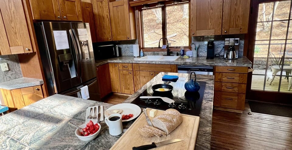 The kitchen is fully equipped.