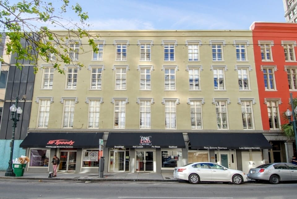 339 Carondelet - Historic 1868 Bldg renovated & transformed into A Stone's Throw