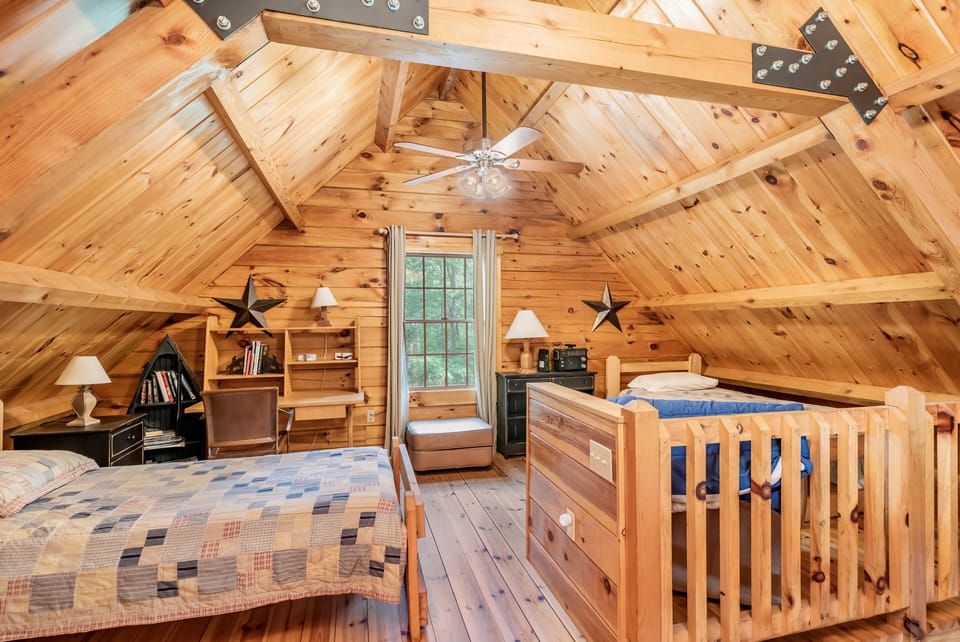 Loft beds (3)