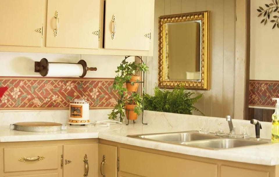 Spacious Kitchen