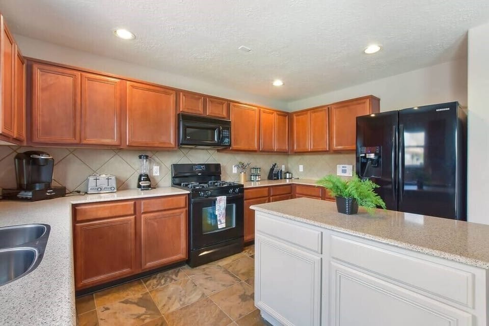 Kitchen (1)