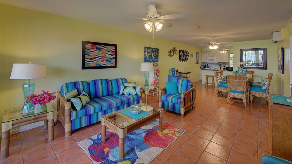 Enjoy the casual elegance & positive island vibes that will surround you! 