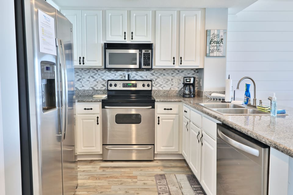 Fully stocked kitchen.