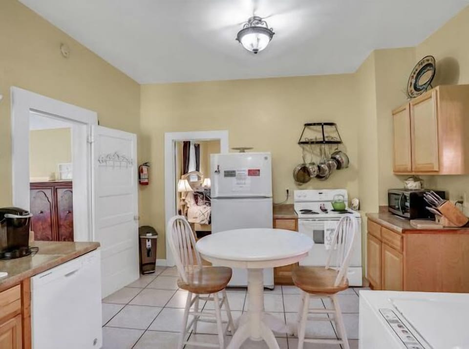 Kitchen to master bedroom