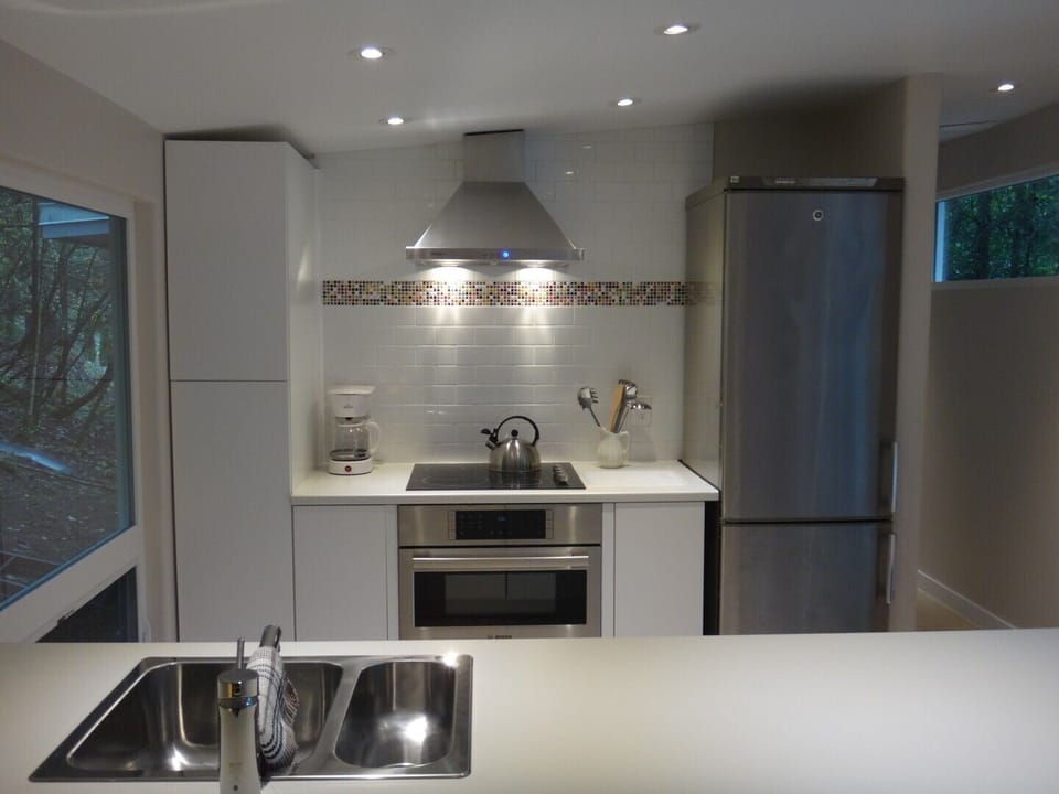 Gourmet kitchen, fully equipped