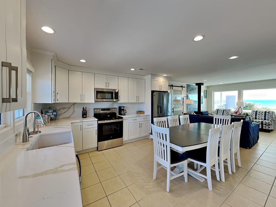 Fully Equipped Kitchen with Stainless Steel Appliances