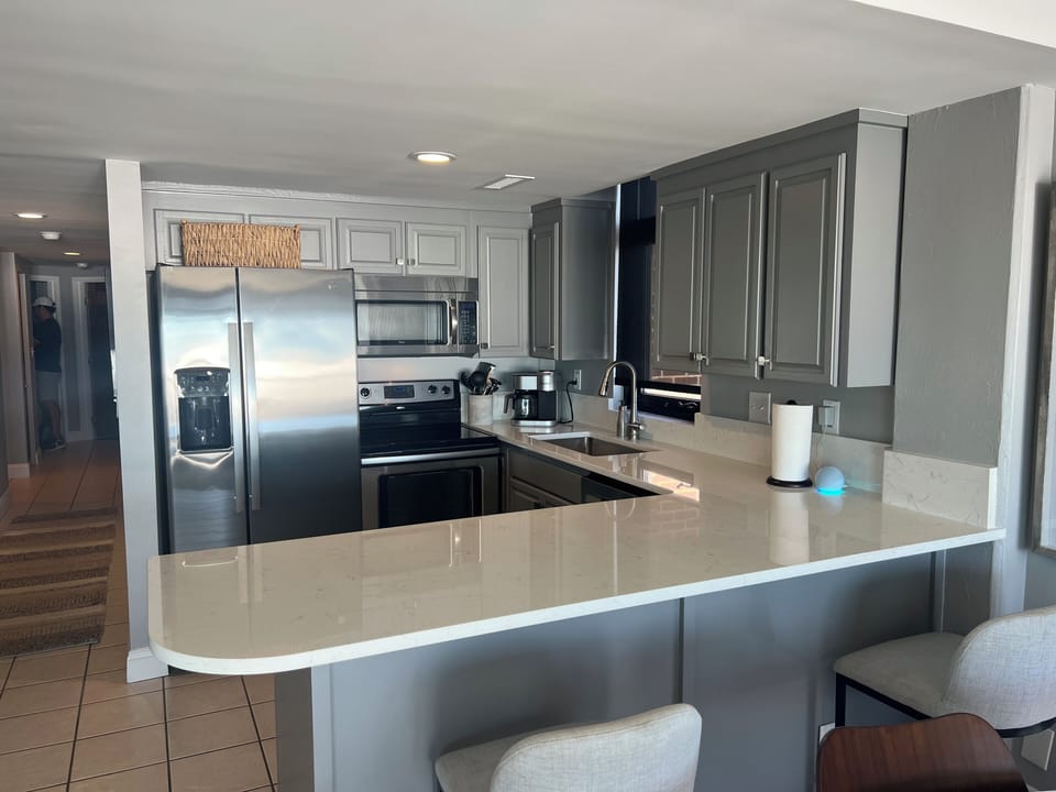 Fully stocked kitchen. 