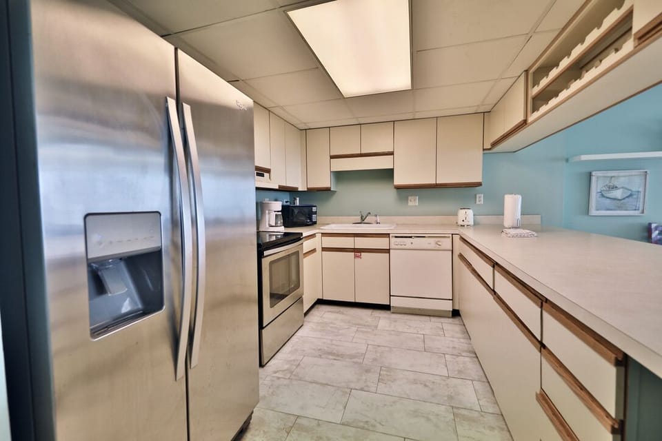 Fully stocked kitchen.