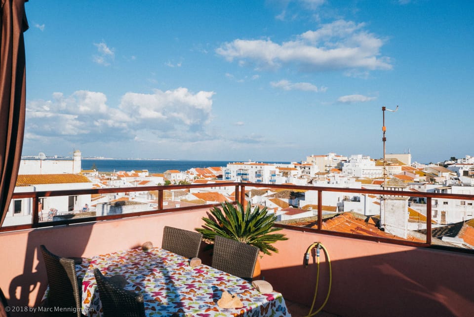 Roof terrace with seaview.
