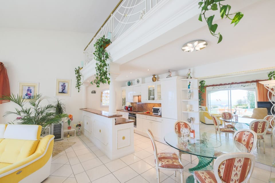 LIVING - DINING ROOM