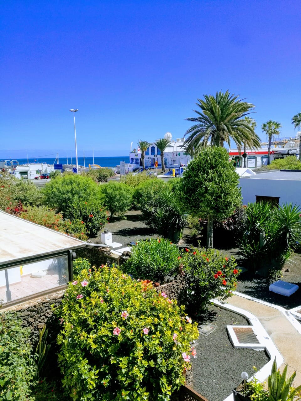 500 m to the harbour