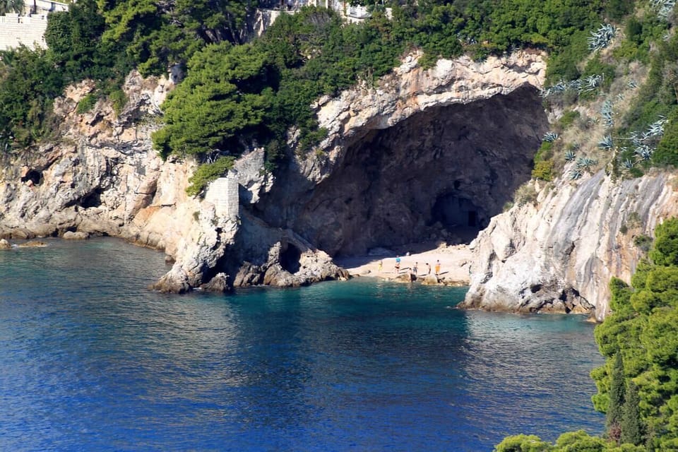 Nearby beaches