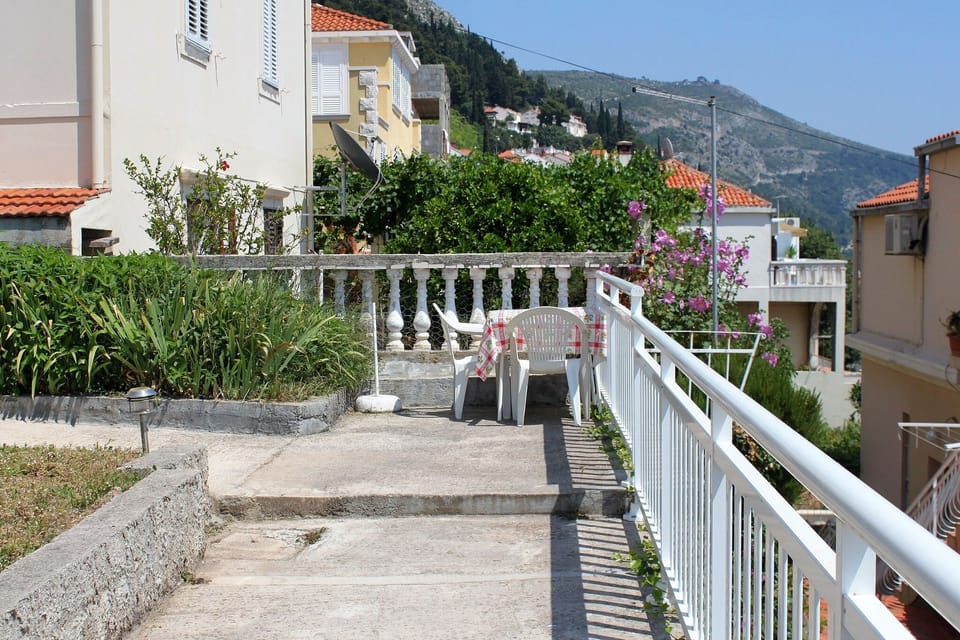 Terrace 2