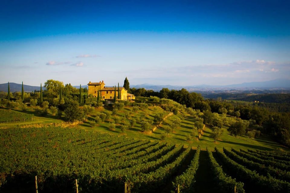 Charming Tuscany Villa with magical Garden, shared pool,  Chianti Area  Villa in Tuscany