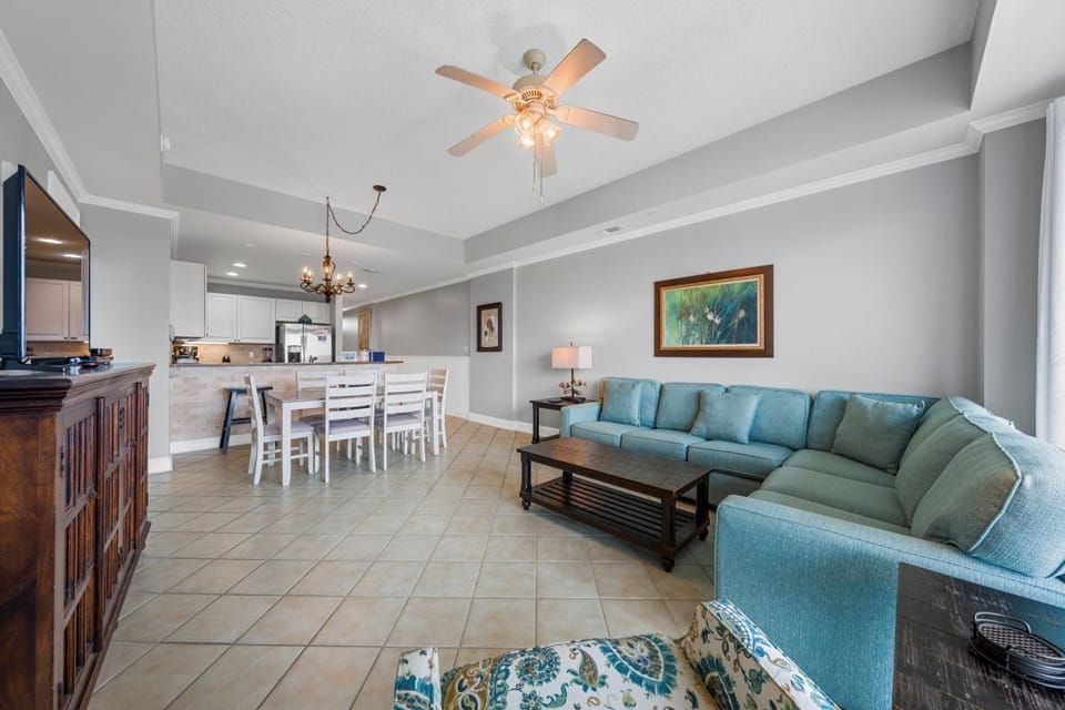 Wharf 812 Living Room with Queen Sleeper