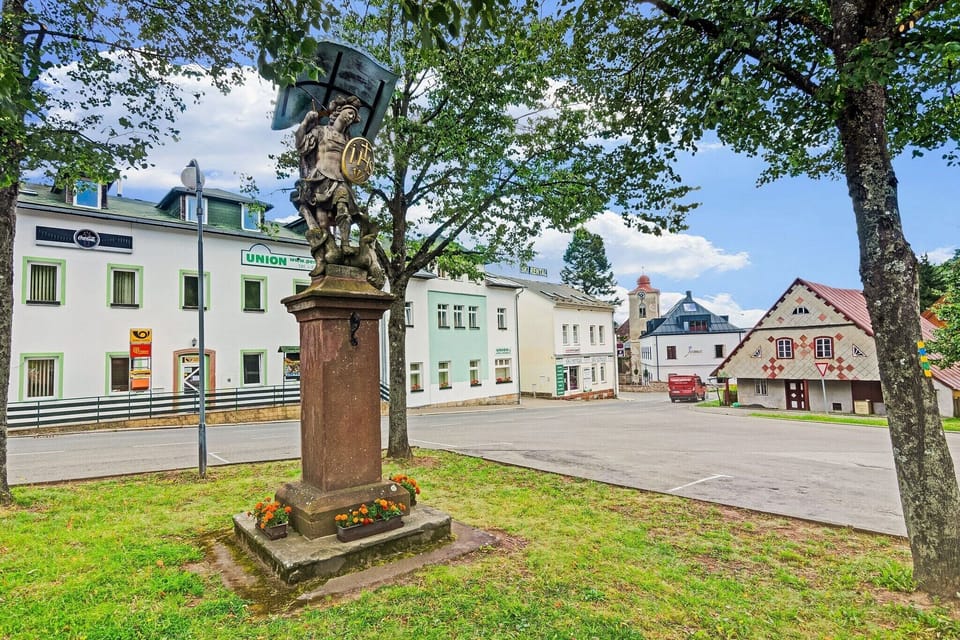 Surroundings [summer] (1-5 km)
