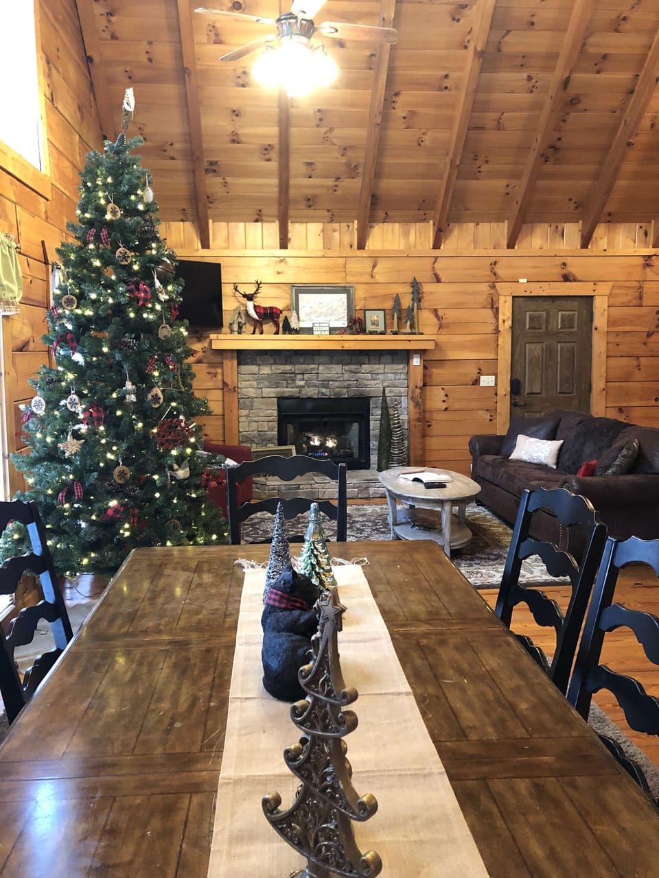 Dining room table and living room ready for Christmas!