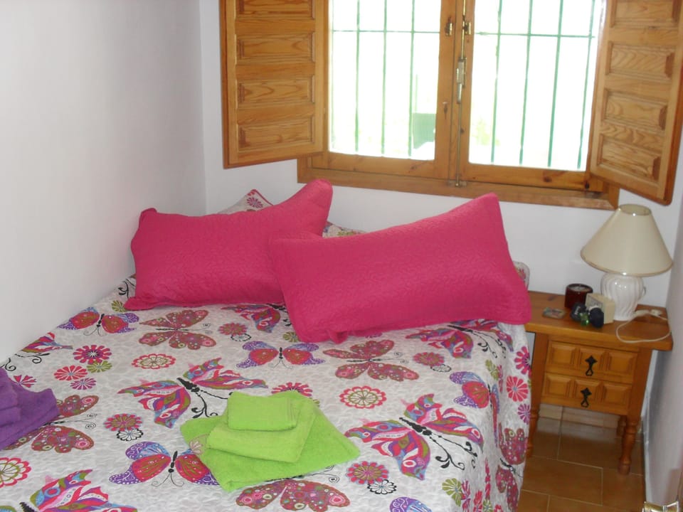  Bedroom 3 double bed small but cosy