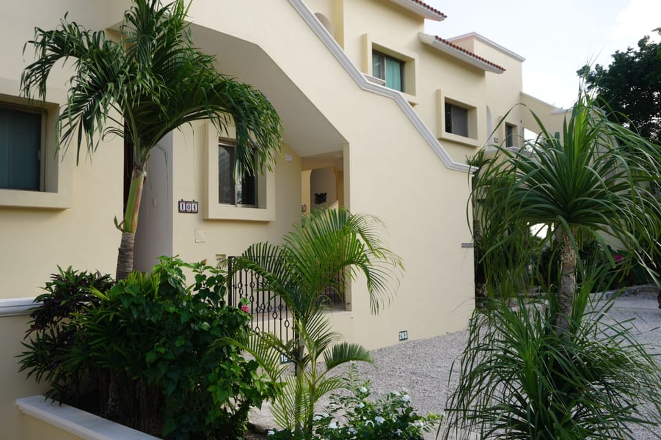Front entrance and parking location 