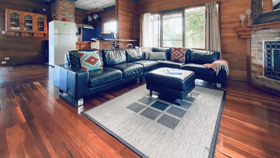 Lounge area in cottage - sofa for 7 plus sofa bed for 2, Gated open Fireplace