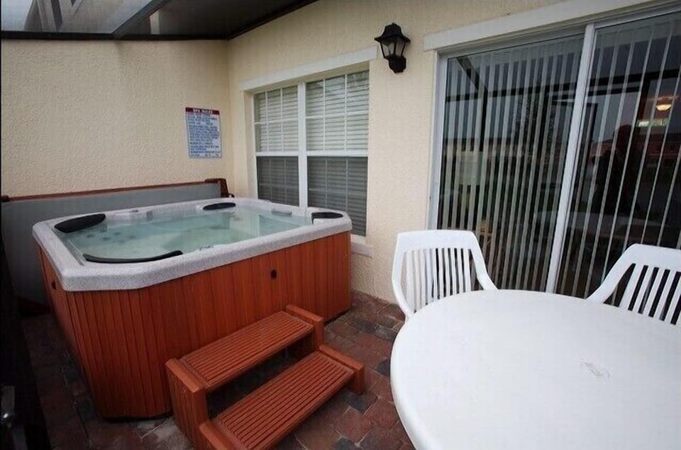 Lanai and private jacuzzi with pond-view