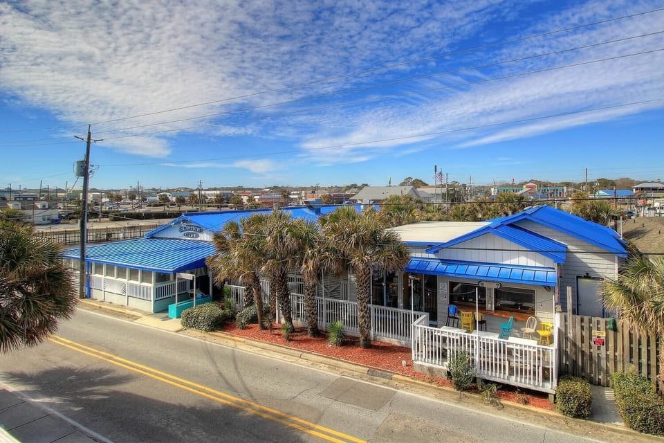 Averette Cottage-View