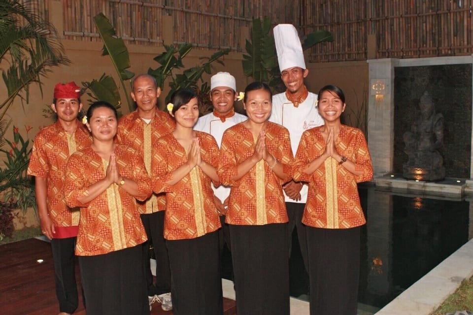 Villa Seriska service team