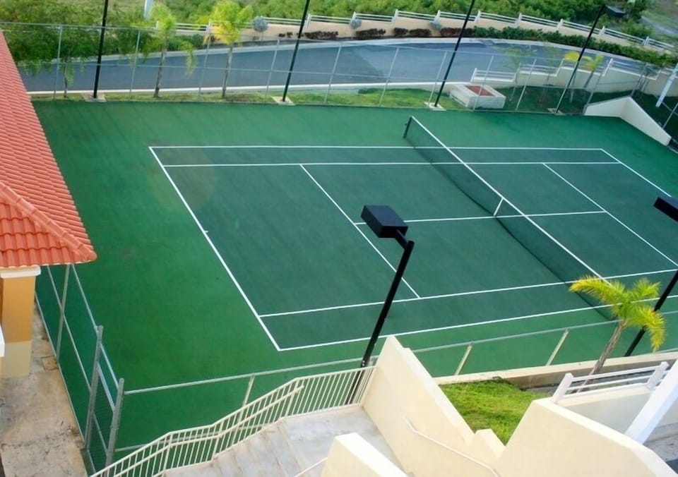Tennis court