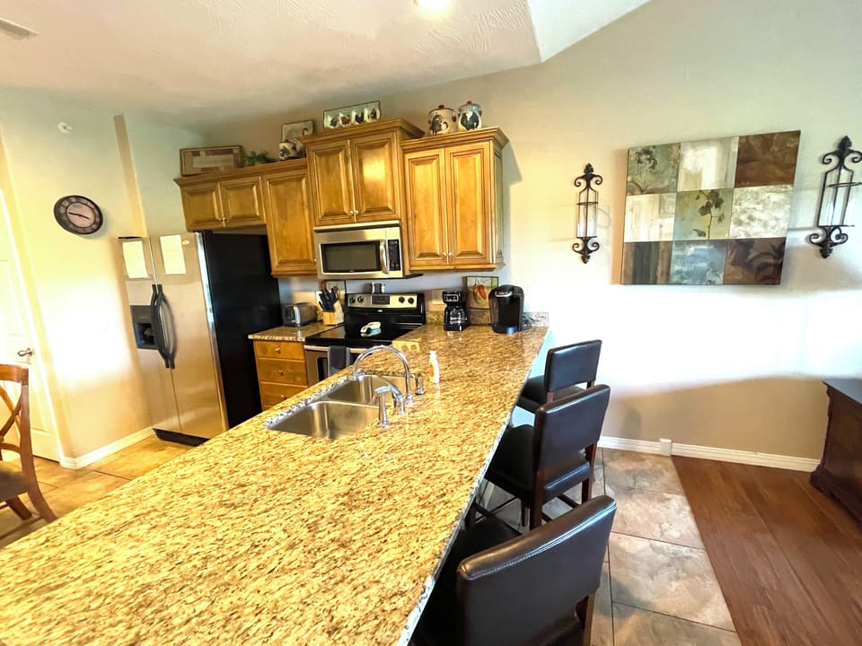 Fully equipped kitchen
