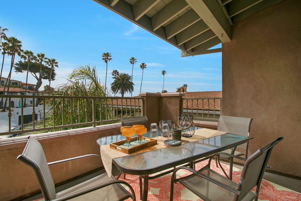 Oversized upper balcony 