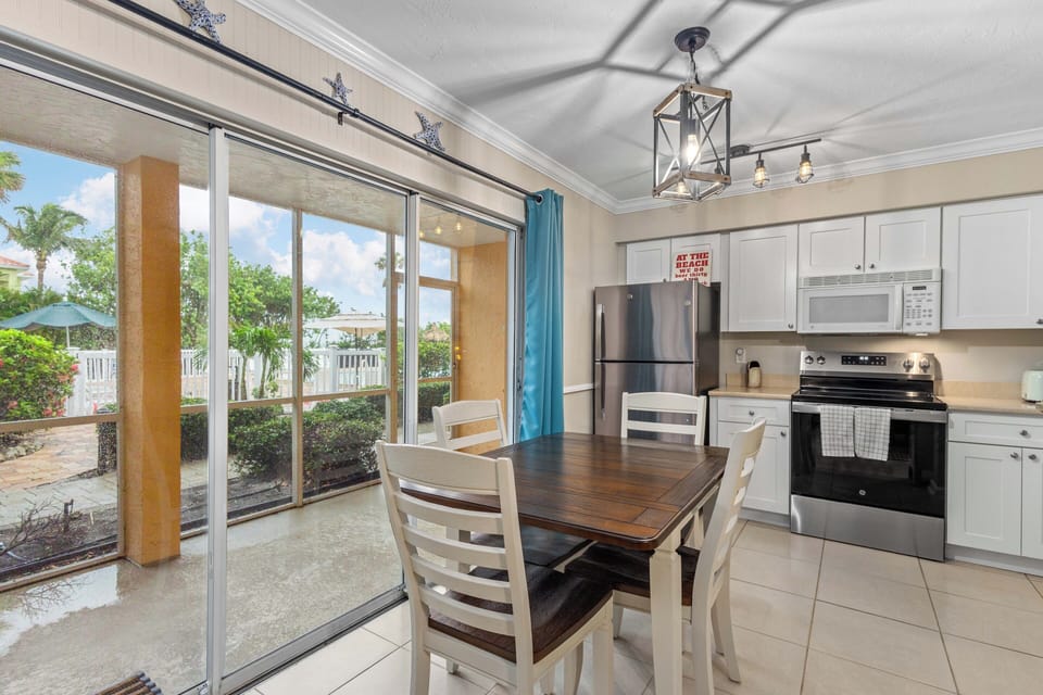 Dining/Living Area