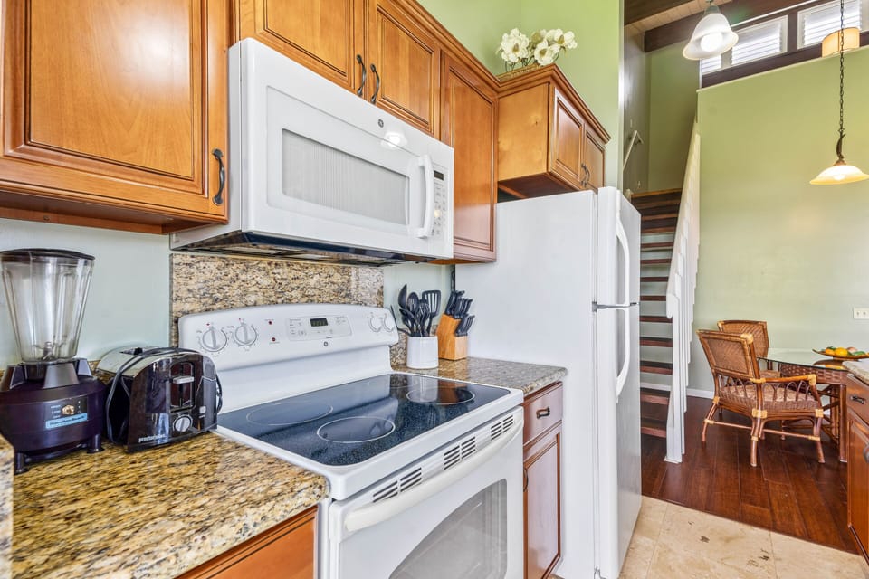 Fully stocked kitchen for all your dining needs